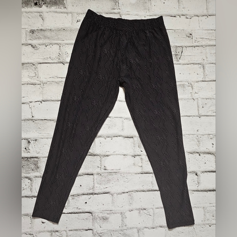 SweetLegs Black & Grey Geometric Print Leggings Women’s Plus XL